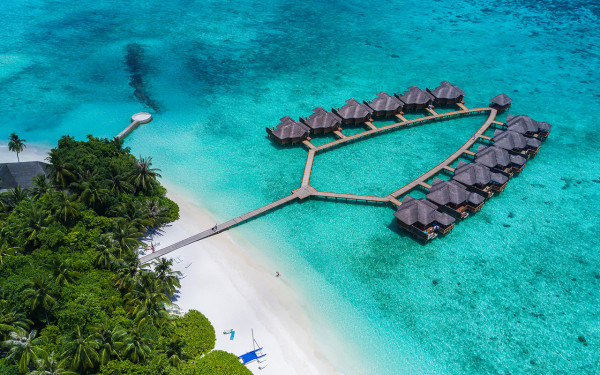 Fihalhohi island Resort